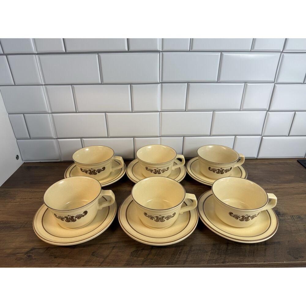 6 Vintage Pfaltzgraff Village Coffee Mug/ Teacup & Saucers Set